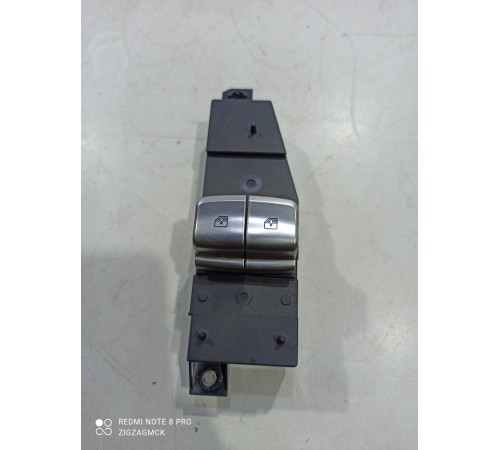 Кнопка стеклоподъемника (задняя левая)