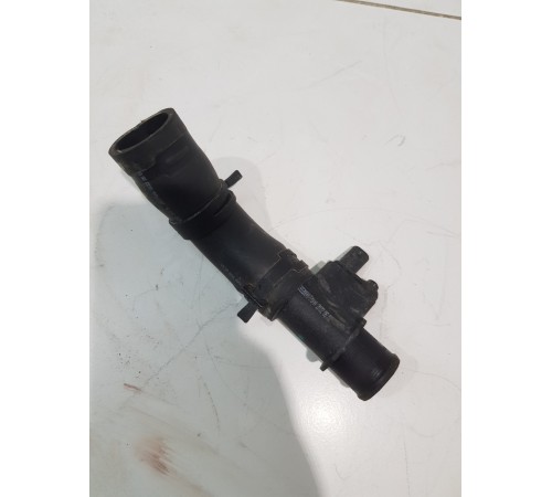 Патрубок радиатора с датчиком температуры