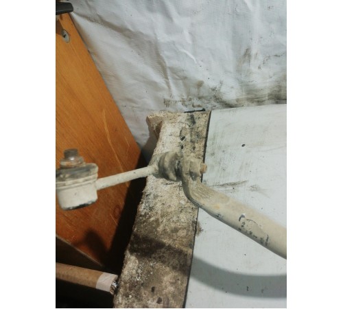 Стабилизатор передний