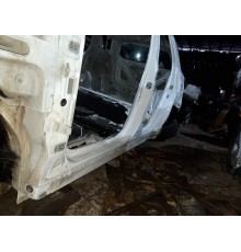 Порог со стойкой (левый)