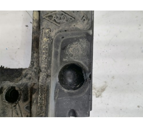 Уплотнитель жабо правый