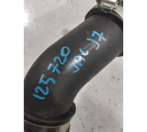 Патрубок воздушного фильтра