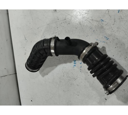 Патрубок воздушного фильтра