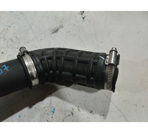 Патрубок воздушного фильтра