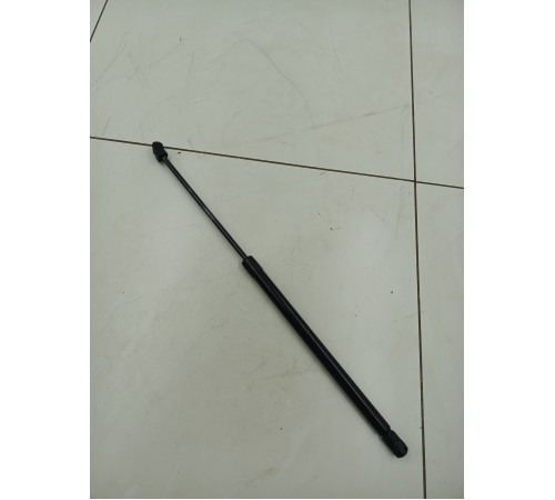 Амортизатор двери багажника правый