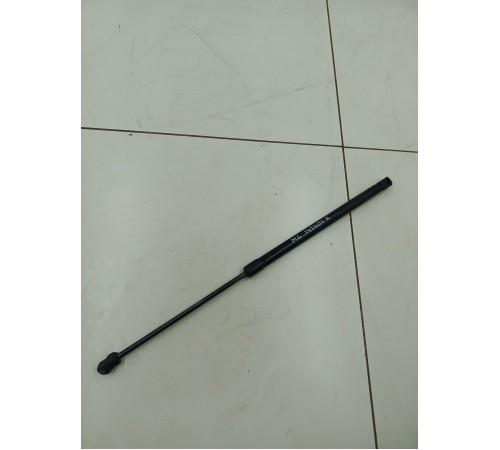 Амортизатор двери багажника правый