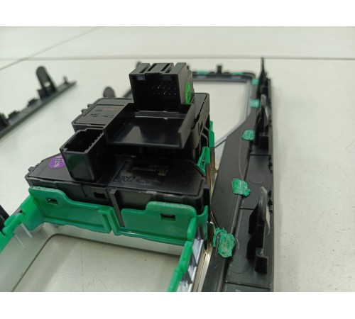 Кнопка ручного тормоза (блок кнопок)