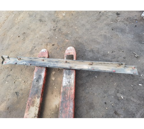 Накладка порога правая