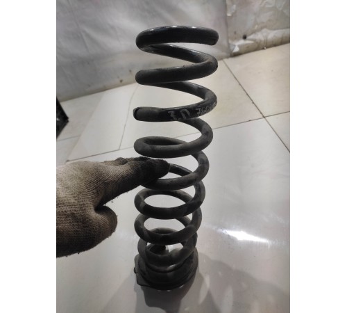 Пружина подвески (задняя, правая)