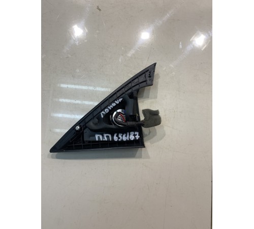 Уголок двери (передний, правый)