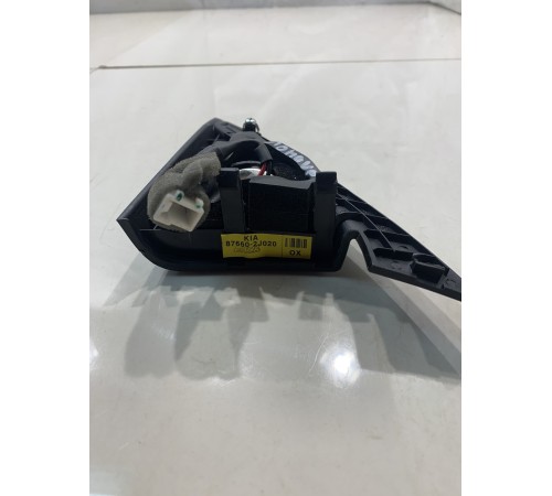 Уголок двери (передний, правый)