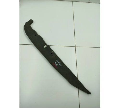 Уплотнитель пыльник крыла передний правый