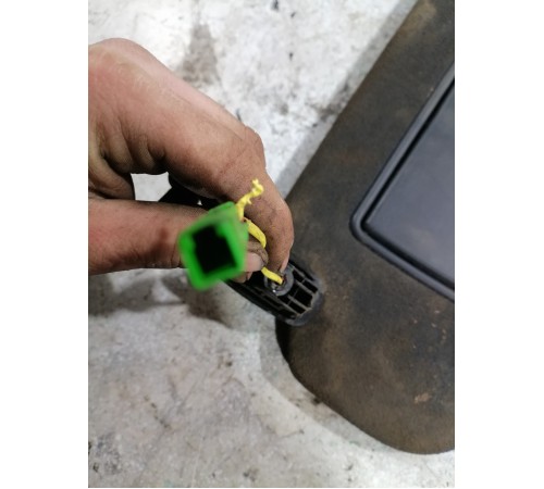 Козырёк солнцезащитный левый (алькантара)