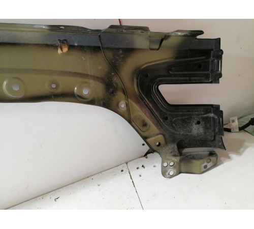 Крыло переднее левое