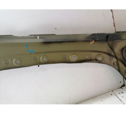 Крыло переднее левое