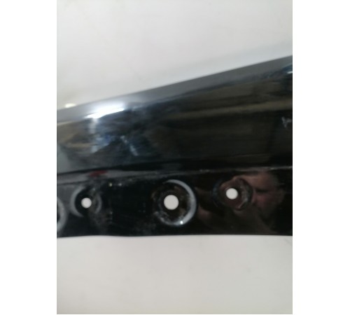 Крыло переднее левое