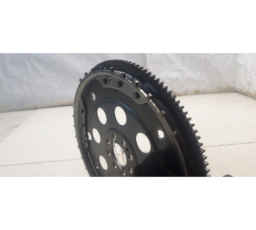 Маховик двигателя