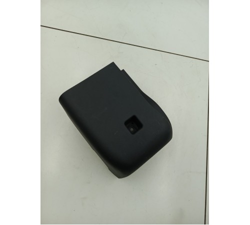 Кожух рулевой колонки нижний