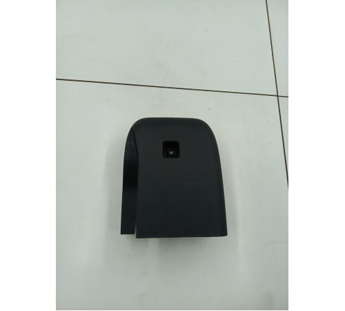 Кожух рулевой колонки нижний