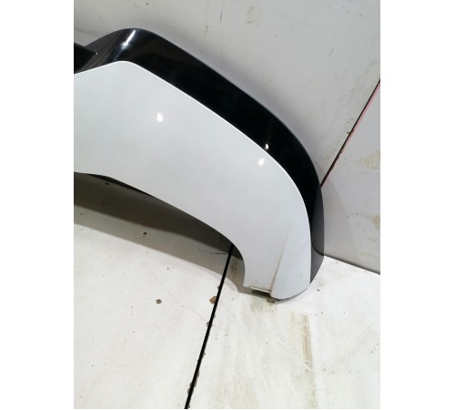 Спойлер крышки багажника