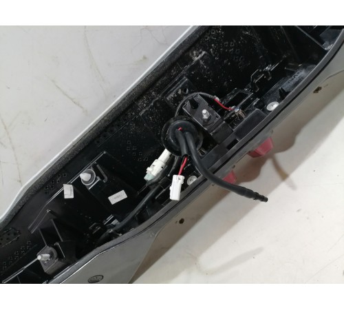 Спойлер крышки багажника