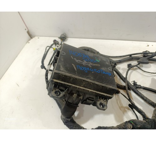 Электропроводка под капот,с монтажным блоком