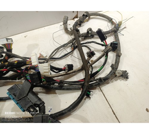 Электропроводка под капот,с монтажным блоком