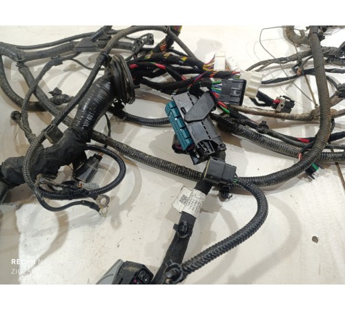 Электропроводка под капот,с монтажным блоком