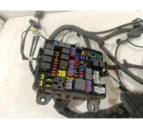 Электропроводка под капот,с монтажным блоком