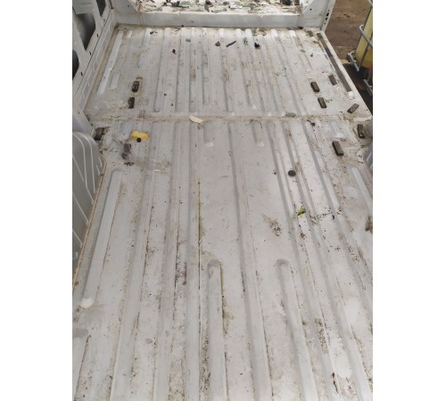 Пол кузова багажного отсека