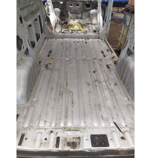 Пол кузова багажного отсека