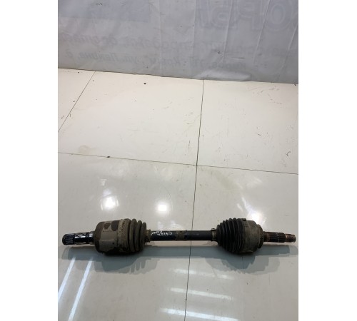 Полуось (привод) (передняя, левая)