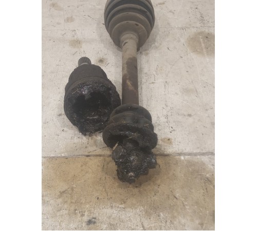 Полуось привод передний левый