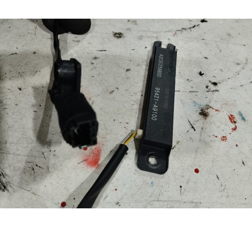 Антенна бесключевого доступа задняя