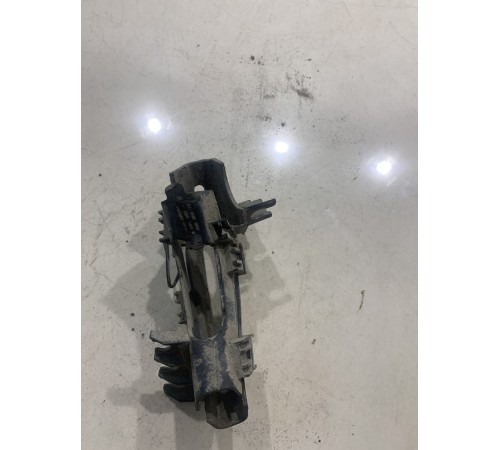 Кронштейн(крепление) проводки заднего левого колеса