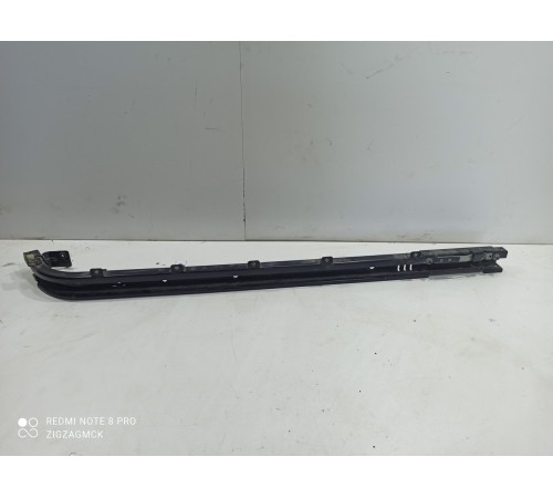 Стопор двери (задний левый верхний)