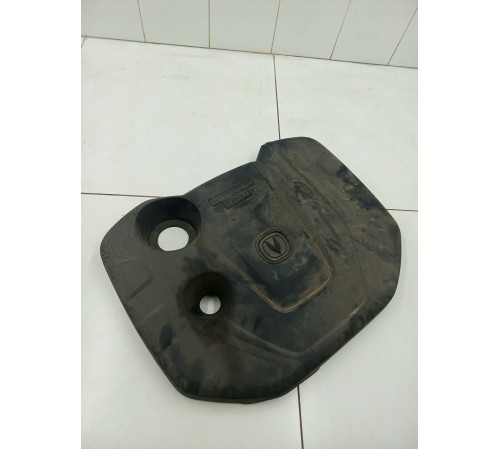 Накладка крышка двигателя декоративная