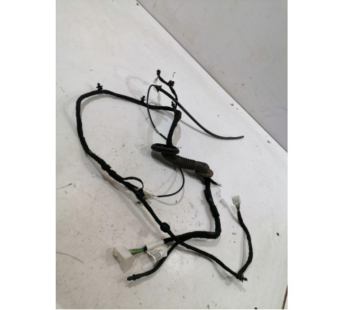 Электропроводка двери задняя правая