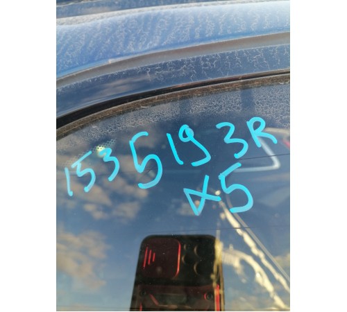 Стекло кузовное глухое правое, форточка