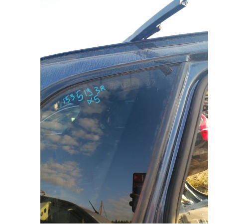 Стекло кузовное глухое правое, форточка