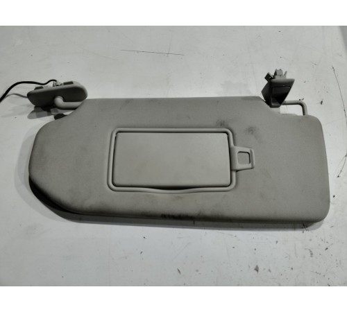 Солнцезащитный козырёк (левый)