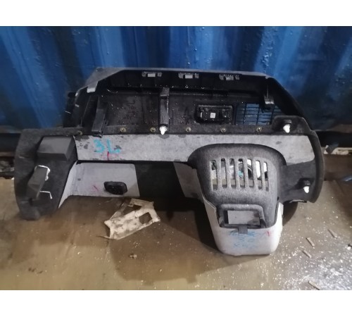 Обшивка багажника задняя левая