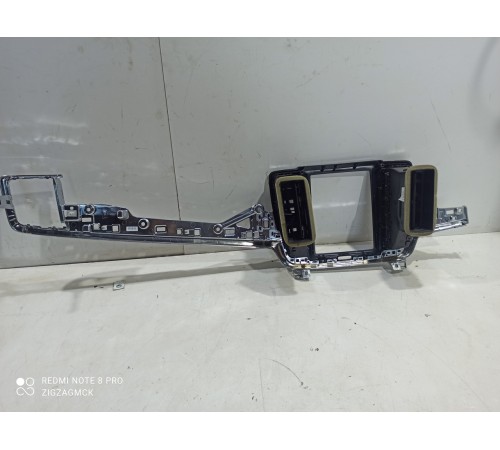 Накладка торпедо декоративная с воздушными дефлекторами