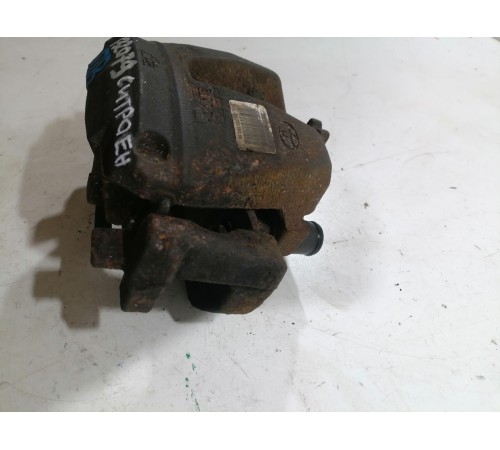 Суппорт передний правый