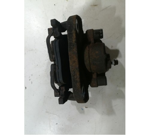 Суппорт передний правый