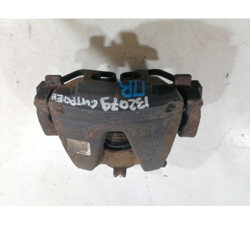 Суппорт передний правый