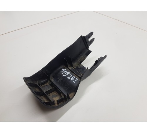 Накладка крепления сиденья передняя левая