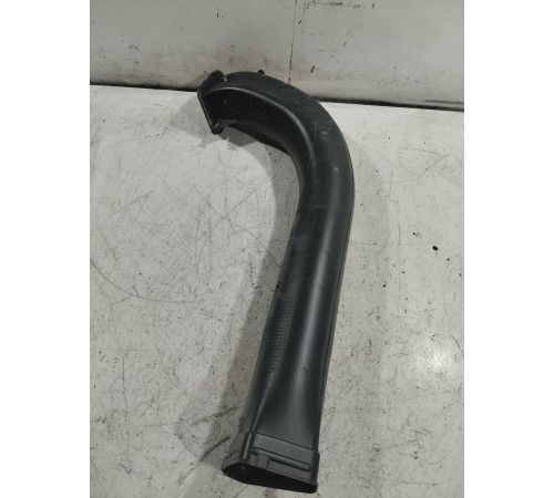 Воздуховод отопителя (печки) передний правый