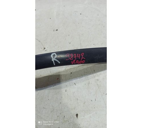 Поводок стеклоочистителя(правый)