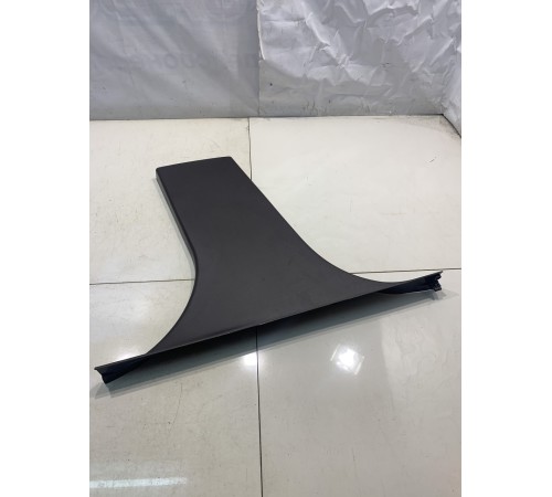 Обшивка центральной стойки (левая, нижняя)